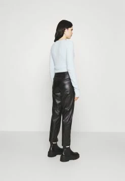 Weekday ARDEN HAIRY - Gilet Women -France Weekday Soldes Boutique 013d88af4d98418b98dbe0dde80e7dcc