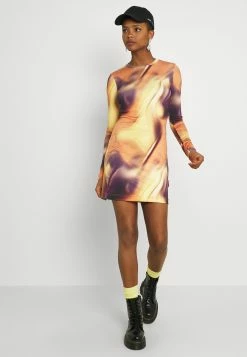 Weekday CHILL DRESS - Robe en jersey Women -France Weekday Soldes Boutique 0310bc9a998045539c85f321254cb2c7