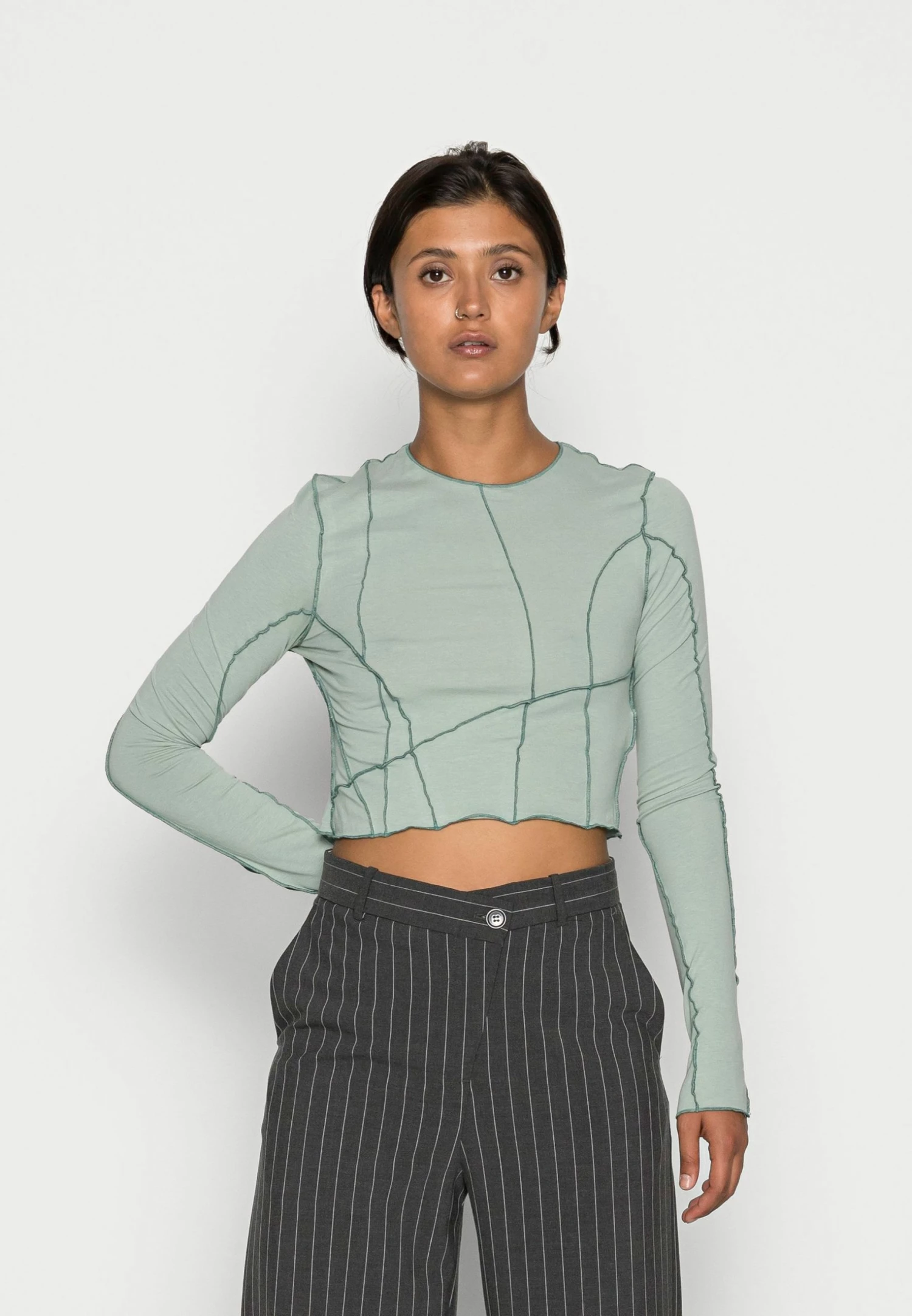 Weekday SIERRA CROP LONG SLEEVE - T-shirt à manches longues Women 3 Weekday SIERRA CROP LONG SLEEVE - T-shirt à manches longues Women