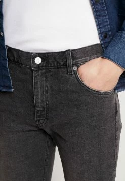 Weekday FRIDAY SWITCH - Jean slim Men 11 Weekday FRIDAY SWITCH - Jean slim Men -France Weekday Soldes Boutique 0738012aa9d345089d58b30e7ed65af0