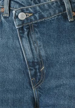 Weekday SKEW - Jean flare Women 13 Weekday SKEW - Jean flare Women -France Weekday Soldes Boutique 0799af2026b0454b80e5ea6dfc015ab0