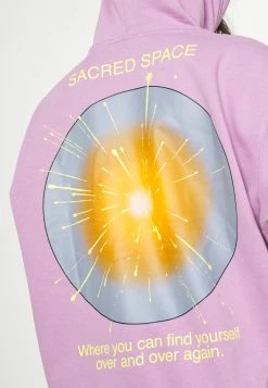 Weekday ALISA HOODIE - Sweat à capuche Women 38 Weekday ALISA HOODIE - Sweat à capuche Women -France Weekday Soldes Boutique 08aee4b161db41f19796e584664cdf9b