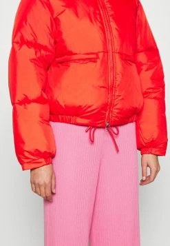 Weekday HEDDA PUFFER JACKET - Veste d'hiver Women -France Weekday Soldes Boutique 0ed566aa7045431c92ee26588886e831