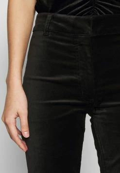 Weekday RYDEL TROUSER - Pantalon classique Women 14 Weekday RYDEL TROUSER - Pantalon classique Women -France Weekday Soldes Boutique 0f6bb612a5fe4e90bdec8c8e69567047