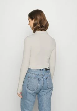 Weekday ERIN - Polo Women -France Weekday Soldes Boutique 0f8ee3de93384811bc9c0bb4ec268c7c