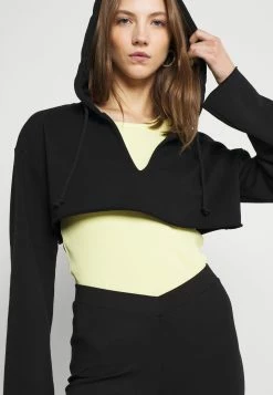 Weekday SLASHFRONT HOODIE - Sweat à capuche Women 12 Weekday SLASHFRONT HOODIE - Sweat à capuche Women -France Weekday Soldes Boutique 199dc2f14b664dbb8ee0710d4b5251fd