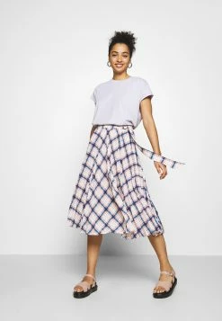 France Weekday Soldes Boutique -France Weekday Soldes Boutique 19c6a673b9a243668f70ab850c4d39c9