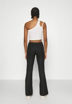 Weekday RITZA SKINNY FLARED TROUSER - Pantalon classique Women 11 Weekday RITZA SKINNY FLARED TROUSER - Pantalon classique Women -France Weekday Soldes Boutique 1b8e9c421c004d7daab93809a2591f93