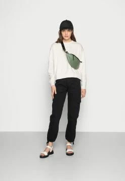 France Weekday Soldes Boutique -France Weekday Soldes Boutique 1ce366f68d4746adb9b6f68e7c54b242