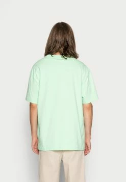 Weekday T-shirt basique Men 26 Weekday T-shirt basique Men -France Weekday Soldes Boutique 1ff6955d686342c69261716082cc0253