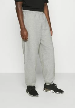 Weekday ETHAN OVERSIZED SWEATPANTS - Pantalon de survĂȘtement All