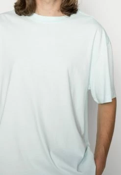 Weekday T-shirt basique Men -France Weekday Soldes Boutique 245002d188404dc0bd117b065a66770f