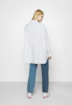Weekday RIVIERA OVERSIZED - Chemisier Women 12 Weekday RIVIERA OVERSIZED - Chemisier Women -France Weekday Soldes Boutique 2891396e71bb41429fa4bde63a3a88a4
