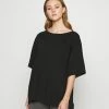 Weekday REBECCA - T-shirt basique Women -France Weekday Soldes Boutique 29d62cd6ed344c47b7e91b94982b4ff6