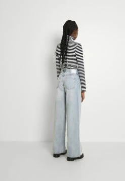 Weekday ACE - Jean flare Women -France Weekday Soldes Boutique 2ee80d4d52444673a5de88d5fa701dec