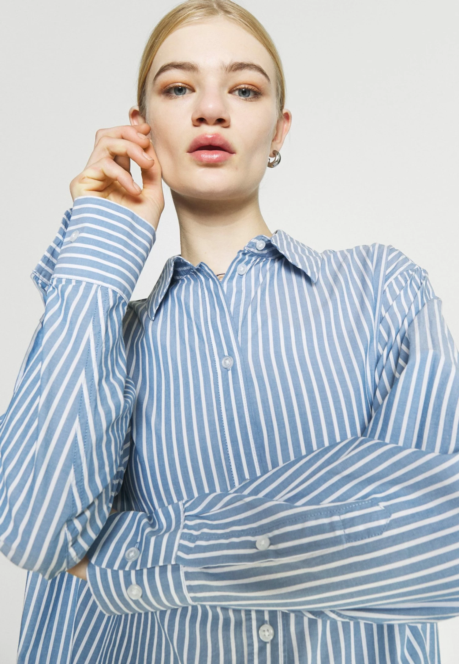 Weekday EDYN - Chemisier Women 7 Weekday EDYN - Chemisier Women – Image 5