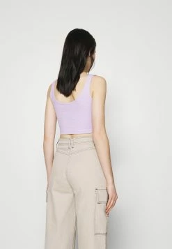 Weekday Débardeur Women 15 Weekday Débardeur Women -France Weekday Soldes Boutique 2f4acd14105147bd9cfd58ee6a5cff87