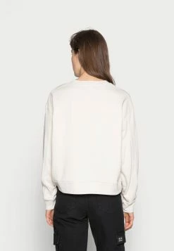 Weekday HUGE CROPPED - Sweatshirt Women -France Weekday Soldes Boutique 30aab2a36d1345c2acde80a72ee9d8bf