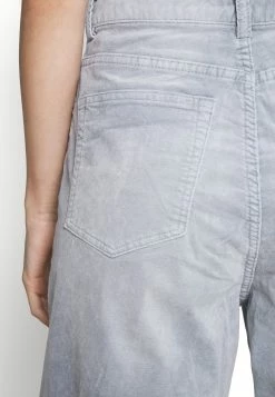 Weekday LASHES OVERSIZED TROUSERS - Pantalon classique Women 14 Weekday LASHES OVERSIZED TROUSERS - Pantalon classique Women -France Weekday Soldes Boutique 30b9ed57559548129e0dd1741d6a2cd8