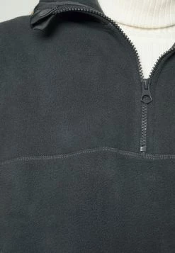 Weekday CRUSH VEST - Sweat polaire Women 14 Weekday CRUSH VEST - Sweat polaire Women -France Weekday Soldes Boutique 3182990227b14fe199a3e49de4ba18e3