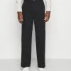 Weekday ROSS WIDE TROUSERS - Pantalon classique Men -France Weekday Soldes Boutique 35724e537f7a452ab7d1742c801da446