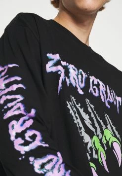 Weekday OVERSIZED TEE UNISEX - T-shirt à manches longues Men -France Weekday Soldes Boutique 39ed63c70a8e4742b395dd45e341796a