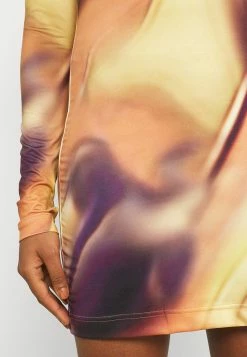 Weekday CHILL DRESS - Robe en jersey Women -France Weekday Soldes Boutique 3c78234fe8014dbdb9189e7900ed05ca