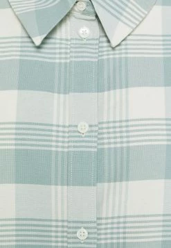 Weekday EDYN OXFORD - Chemisier Women -France Weekday Soldes Boutique 3edca74c1a3e4b44b6e3f27cbe81e60f