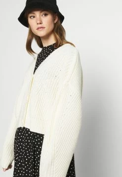 Weekday ELI - Gilet Women -France Weekday Soldes Boutique 3f433c1a71374a20a6da74c424ebdda3