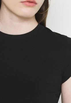 Weekday SABRA 2 PACK - T-shirt basique Women -France Weekday Soldes Boutique 4064aabfa0ab4eecb3fbfe68f537e72f