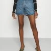 Weekday EYA - Short en jean Women -France Weekday Soldes Boutique 4076ee91d34f43f69bcae41bb1dd7a08