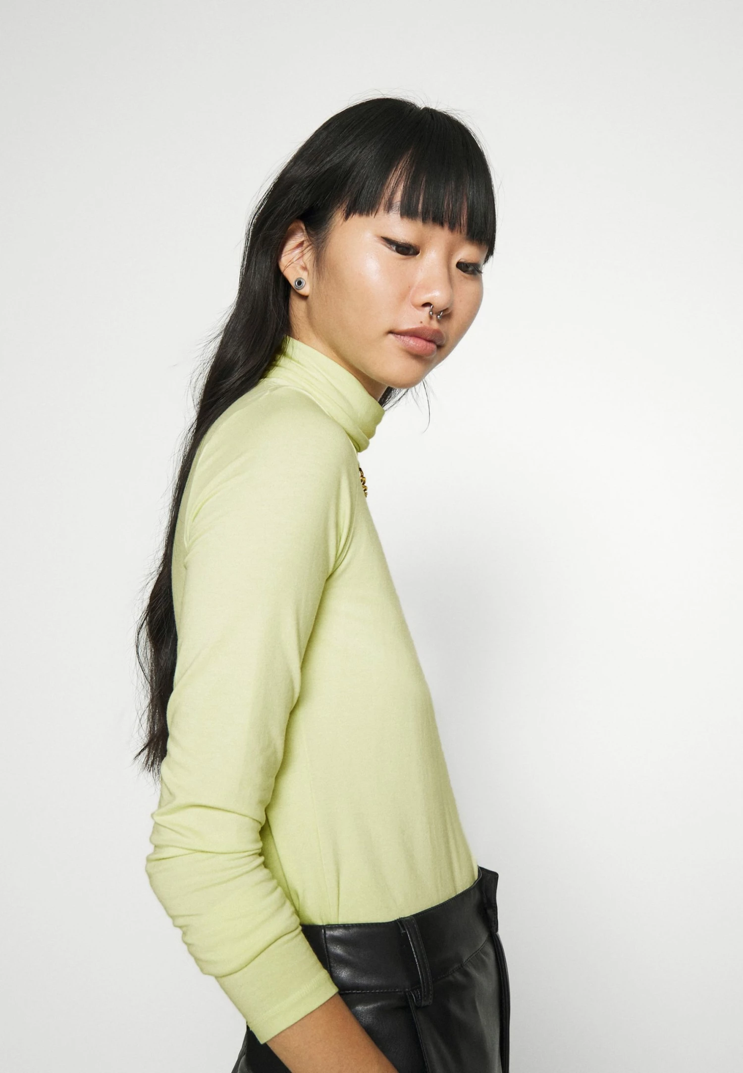 Weekday CHIE TURTLENECK - T-shirt à manches longues Women 7 Weekday CHIE TURTLENECK - T-shirt à manches longues Women – Image 5