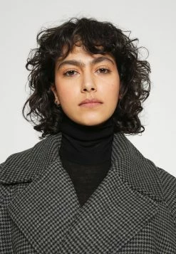 Weekday KIA COAT - Manteau classique Women -France Weekday Soldes Boutique 4a5745abcf834821832c17d5e343d512