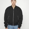 Weekday TYREESE - Blouson Bomber Men 2 Weekday TYREESE - Blouson Bomber Men -France Weekday Soldes Boutique 4c93b68208424a94a17bbc0ea9eba688