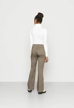 Weekday TROUSER - Pantalon classique Women -France Weekday Soldes Boutique 4d4aee927f324b05b6aeddb48326f81d