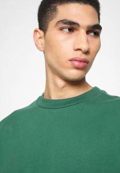 Weekday GREAT - T-shirt basique Men -France Weekday Soldes Boutique 4d7adfaeb78c49789f2a2306e68e1784