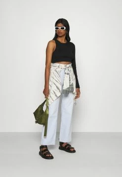 Weekday LEONIE CUT OUT LONGSLEEVE - T-shirt à manches longues Women -France Weekday Soldes Boutique 50cab86568444559a1ecfbce620c2aa2