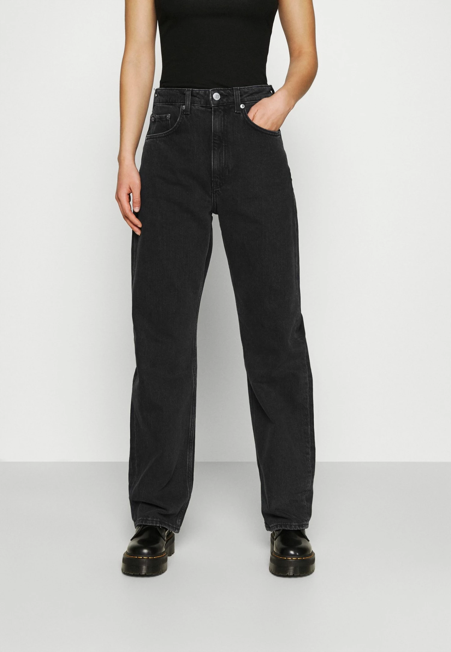 Weekday FLOAT - Jean boyfriend Women 3 Weekday FLOAT - Jean boyfriend Women