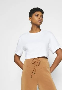 Weekday CROP VOLUME - T-shirt basique Women 13 Weekday CROP VOLUME - T-shirt basique Women -France Weekday Soldes Boutique 55be3693ee1543c5a25b54be906b8945