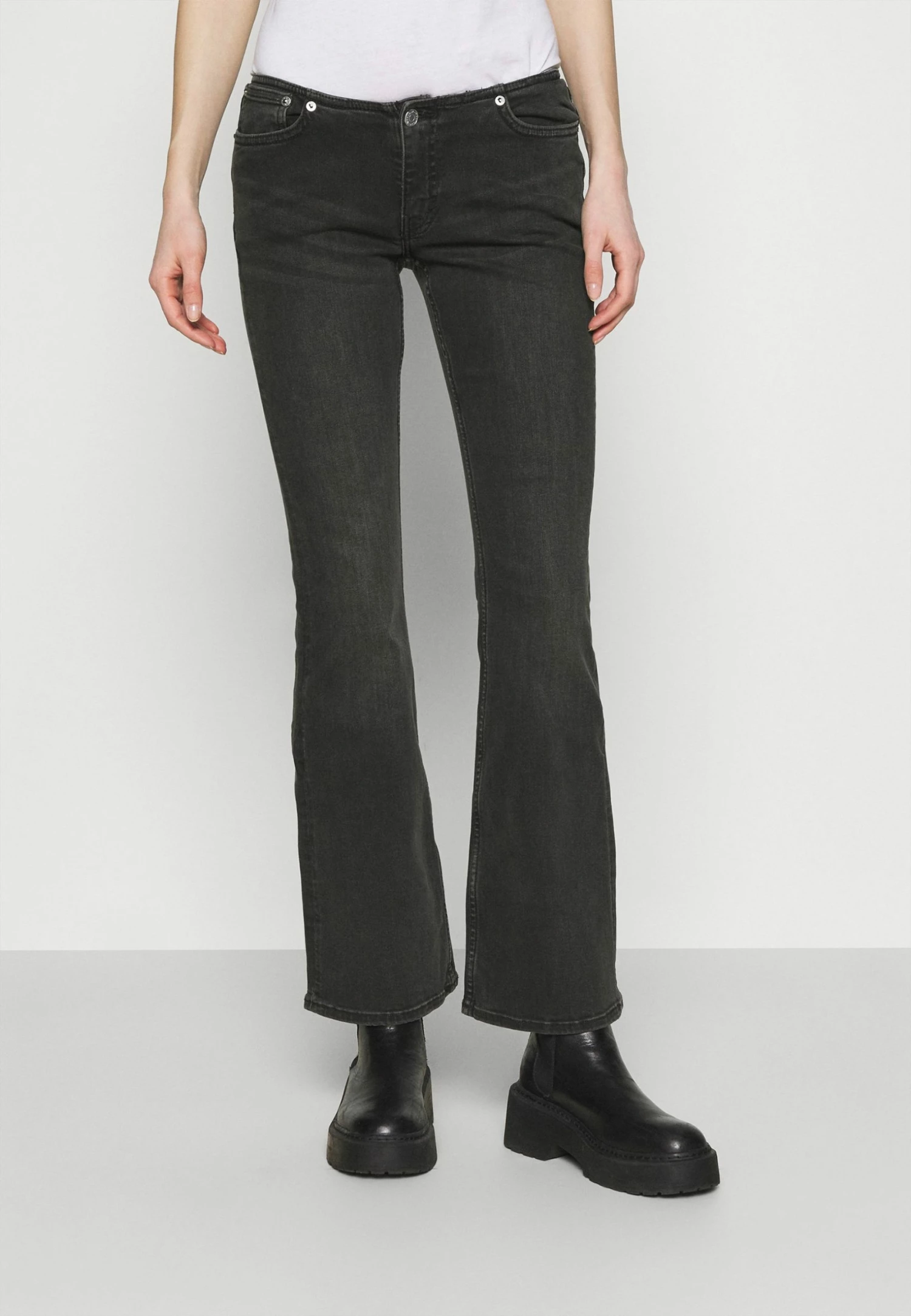 Weekday JEANS TUNED BLACK - Jean flare Women 3 Weekday JEANS TUNED BLACK - Jean flare Women