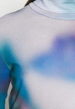 Weekday CHIE PRINTED TURTLENECK - T-shirt à manches longues Women 15 Weekday CHIE PRINTED TURTLENECK - T-shirt à manches longues Women -France Weekday Soldes Boutique 59d5d074f9474ca38b4918a0b20b0154