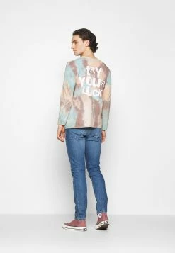 Weekday FRIDAY SLIM - Jean slim Men -France Weekday Soldes Boutique 5e8a092eff4f49dfbed4e7c61e86b62f