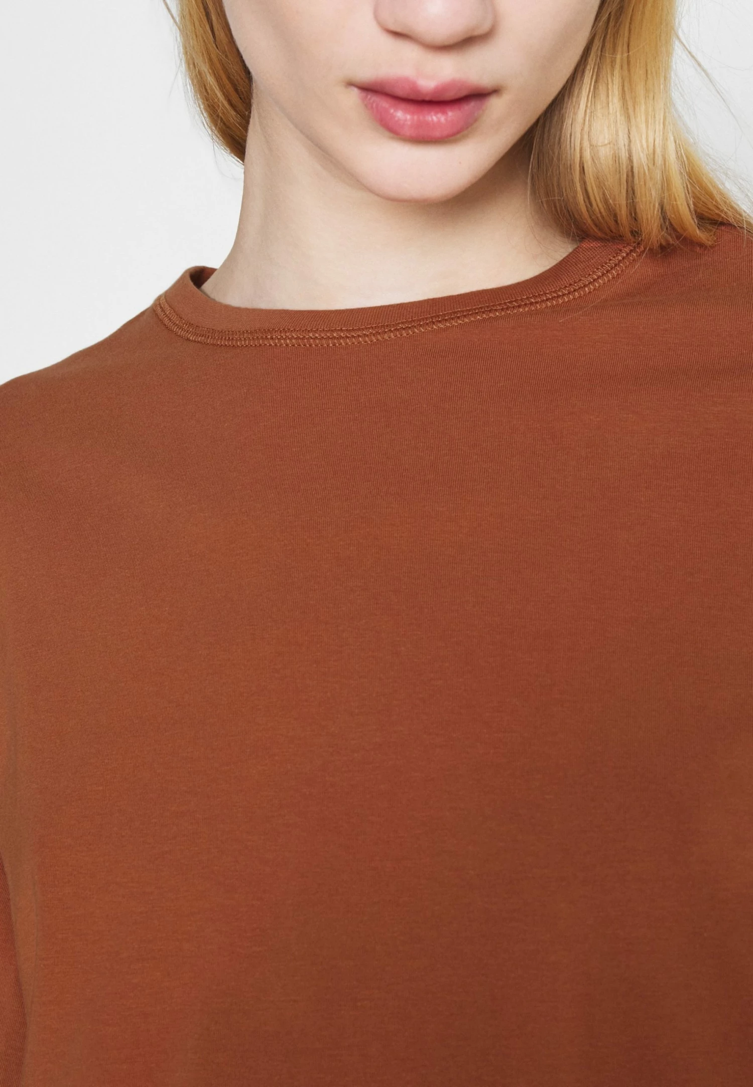 Weekday TRISH - T-shirt basique Women 7 Weekday TRISH - T-shirt basique Women – Image 5