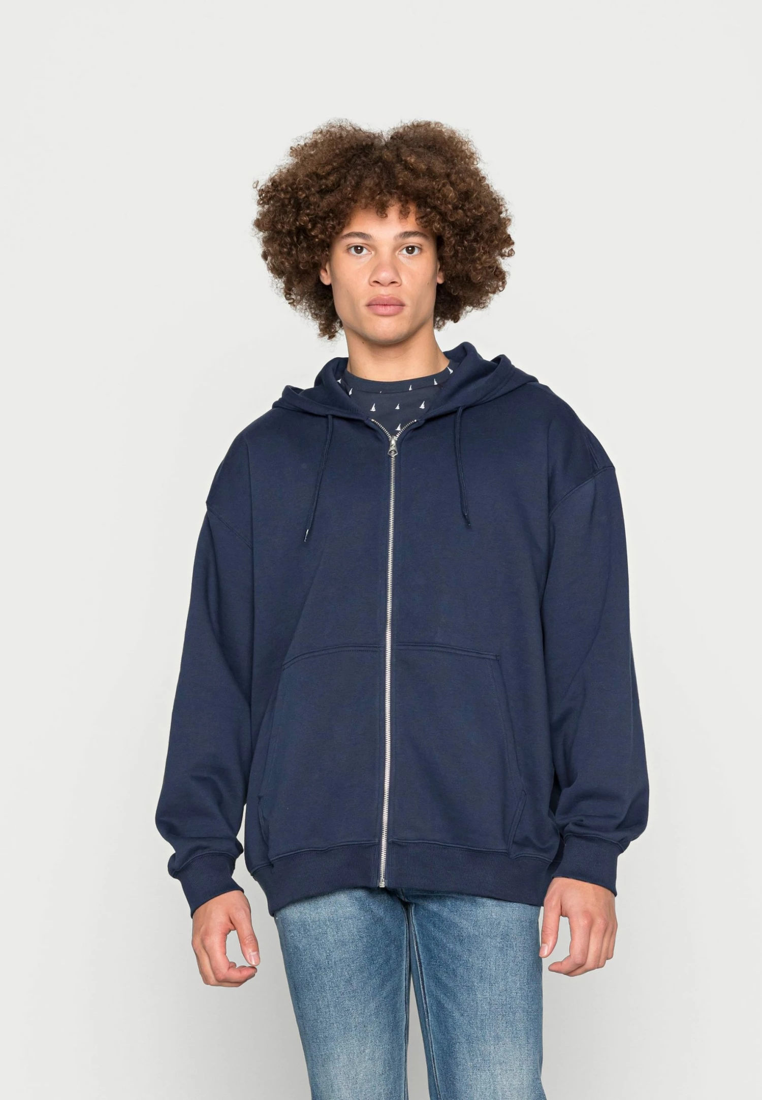 Weekday OVERSIZED ZIP HOODIE - Sweat à capuche zippé Men 3 Weekday OVERSIZED ZIP HOODIE - Sweat à capuche zippé Men