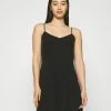 Weekday FAWN SLIP DRESS CHECK - Robe de jour Women