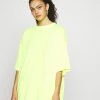 Weekday HUGE - T-shirt basique - neon yellow Women -France Weekday Soldes Boutique 67558b185dc94b3897bb654ce7eb8628
