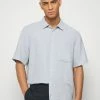 Weekday RANDY SHIRT - Chemise classique Men -France Weekday Soldes Boutique 6759392513164c14961431a4c8ff7453