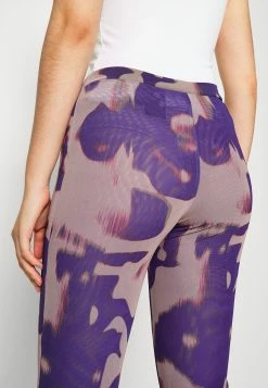 Weekday CECILE - Pantalon classique Women 15 Weekday CECILE - Pantalon classique Women -France Weekday Soldes Boutique 6b7217ec586844d1bfcd6debb3b8919c