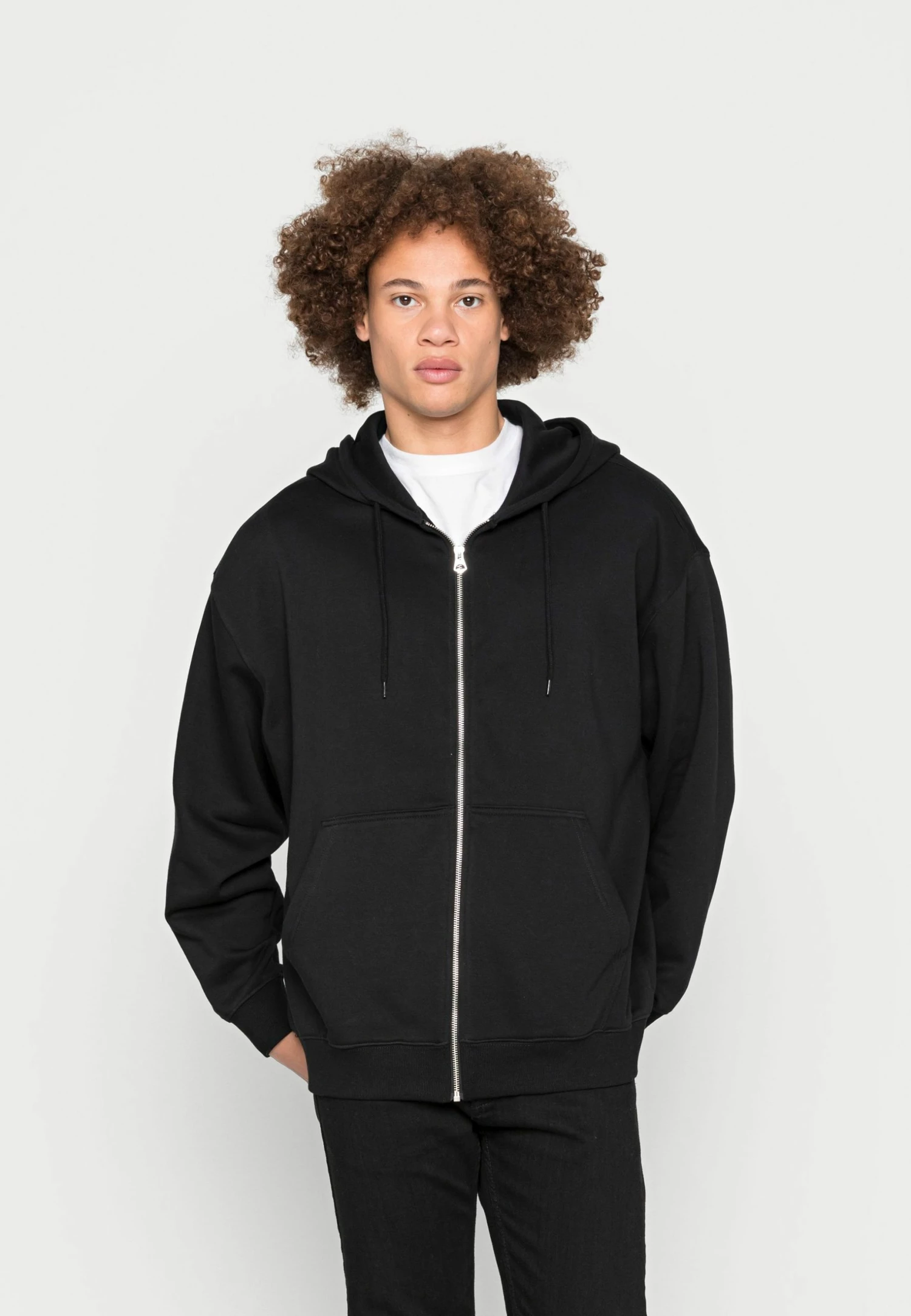 Weekday OVERSIZED ZIP HOODIE - Sweat à capuche zippé Men 3 Weekday OVERSIZED ZIP HOODIE - Sweat à capuche zippé Men