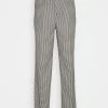 Weekday CONRAD CHECKED TROUSERS - Pantalon classique Men -France Weekday Soldes Boutique 7cf50e25b429491f9334194884f94437